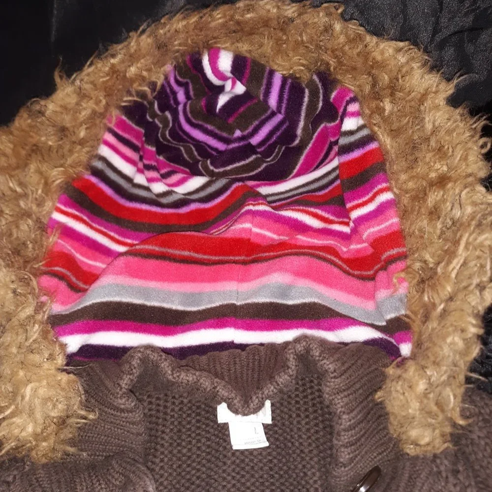 ((Listing#155)) Old Navy Sweater - Picture 3 of 7